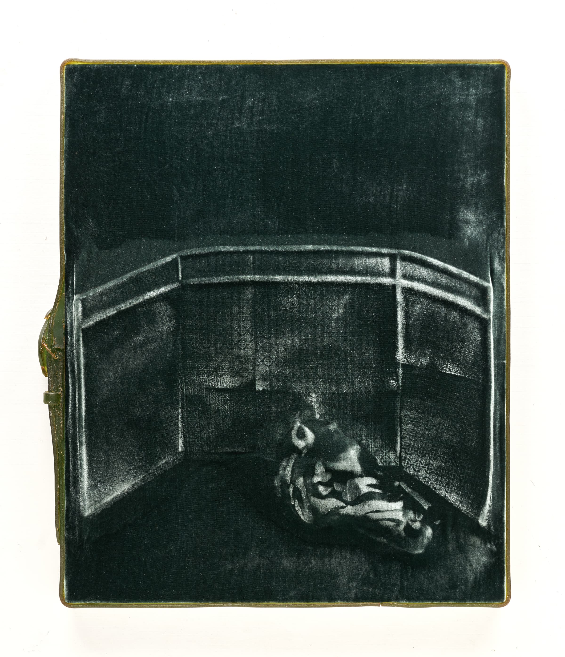 Lior Modan, The Play of the Dead Horse