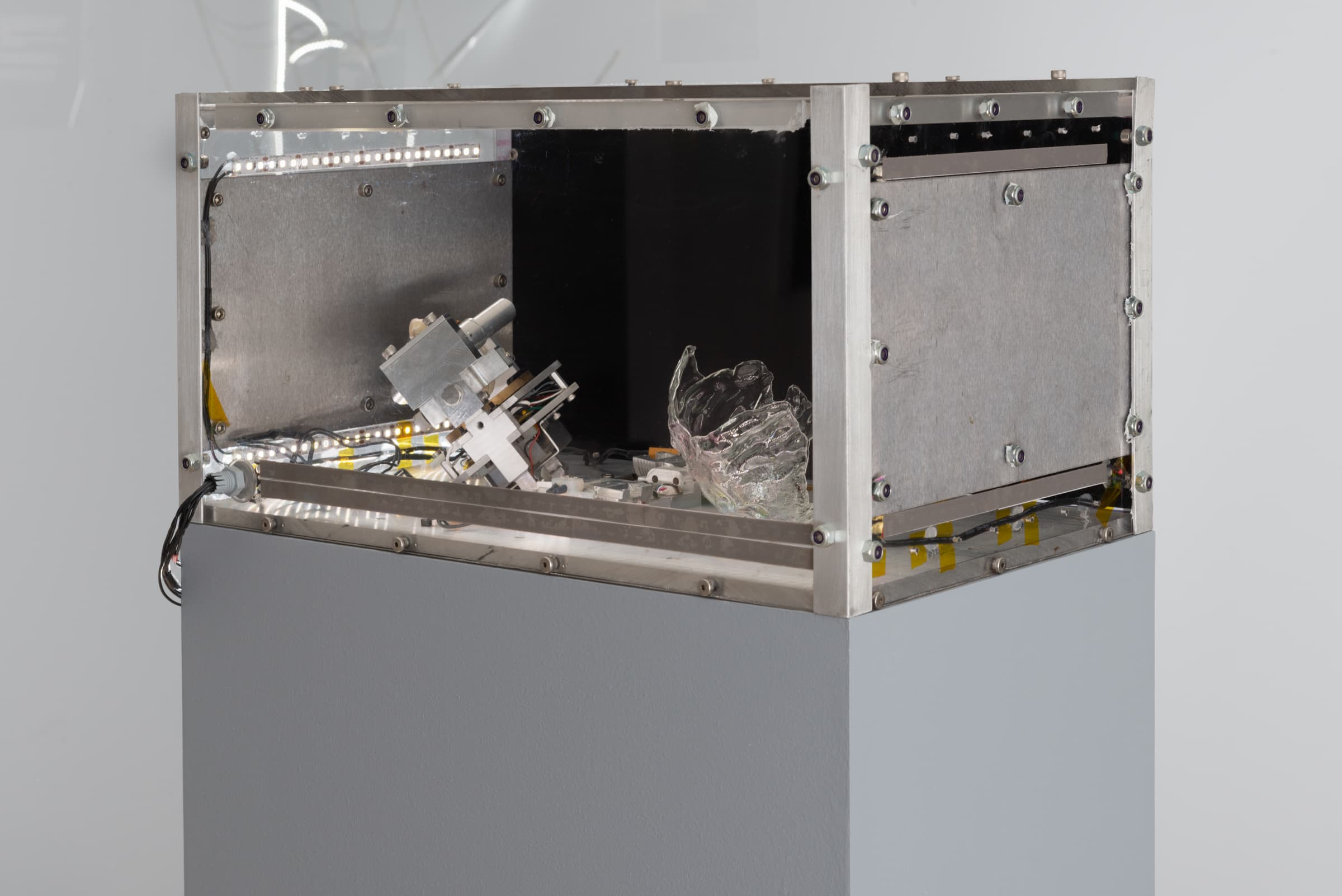 Xin Liu, Living Distance - Payload and EBIFA sculpture